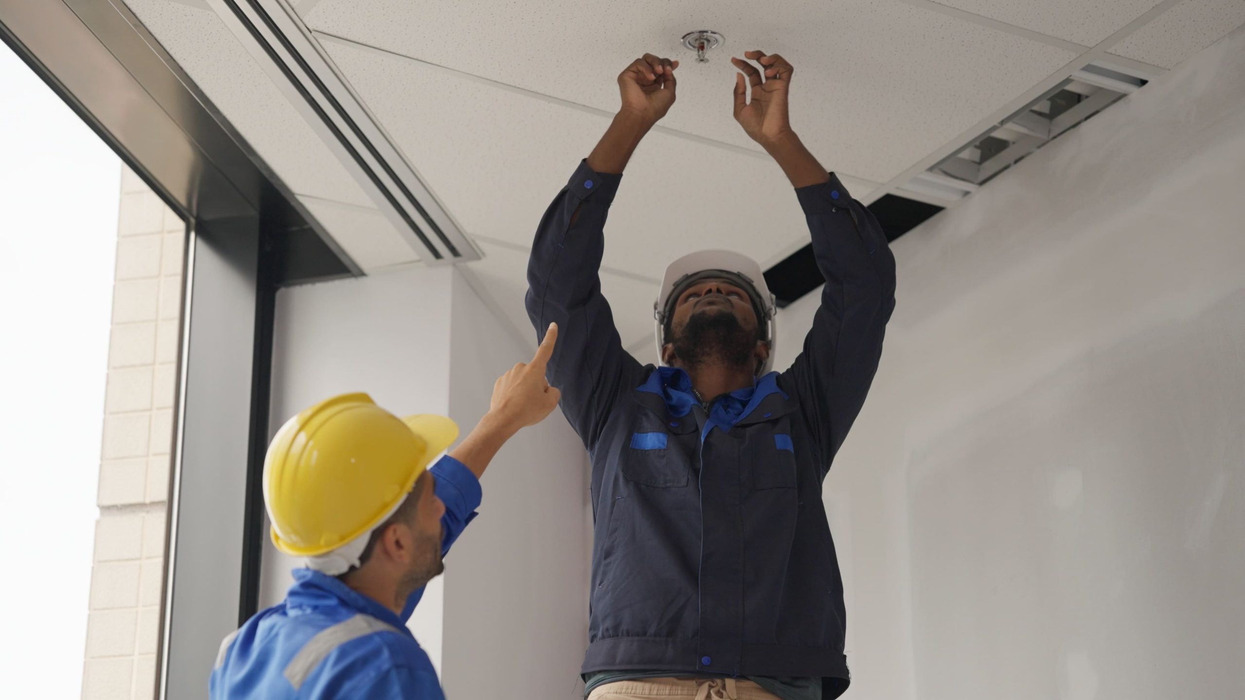 fire sprinkler installer